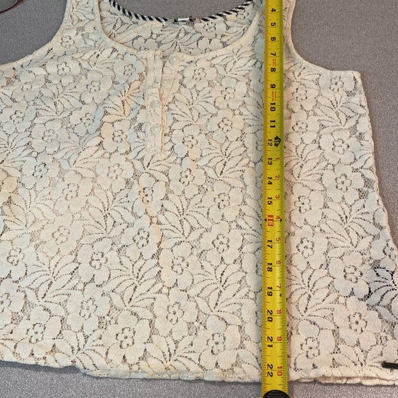 Volcom - Floral lace tank top. Size M - Picture 8 of 8